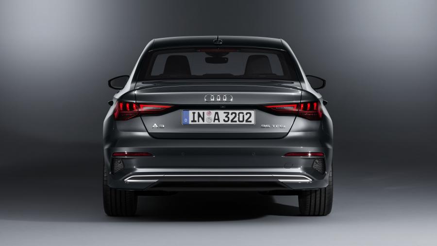  Audi A3 Sedan 35 TFSI 2020 года  (WW) (фото 17 из 50)